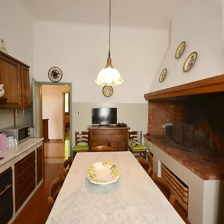 بيت للعطل Lovely In With Hill View *
