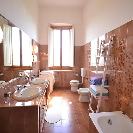 Lovely In With Hill View بيت للعطل Montefiridolfi